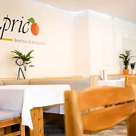 Aprico * Traismauer